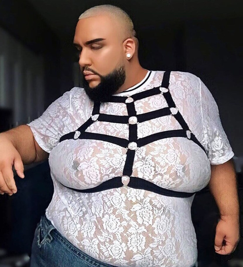 Model Arcadio del Valle