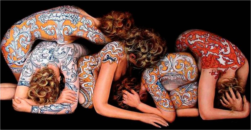 Model Sasha Voloshuk