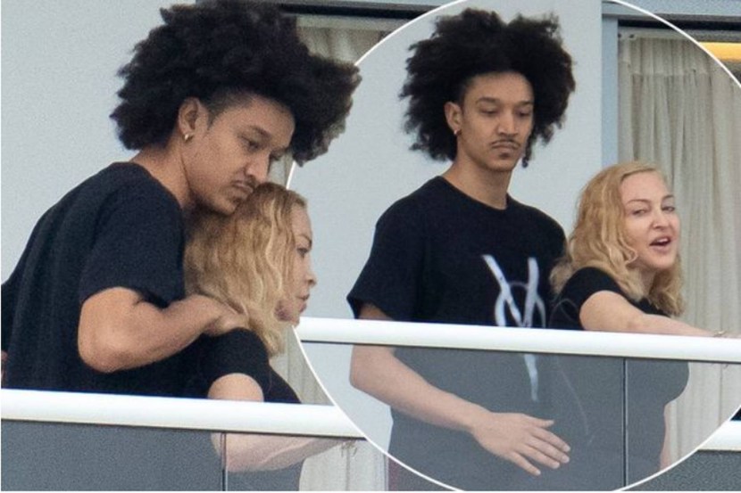 Christopher Chicone in bed with Madonna