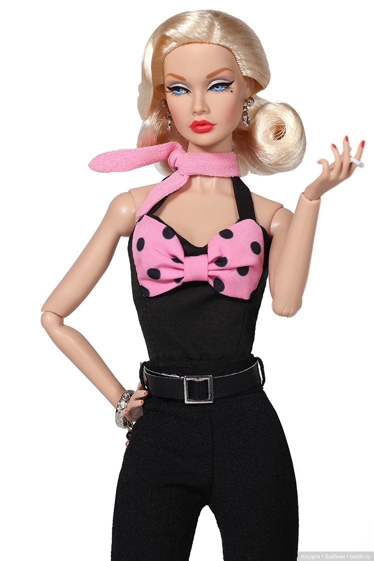 Poppi Parker Offbeat