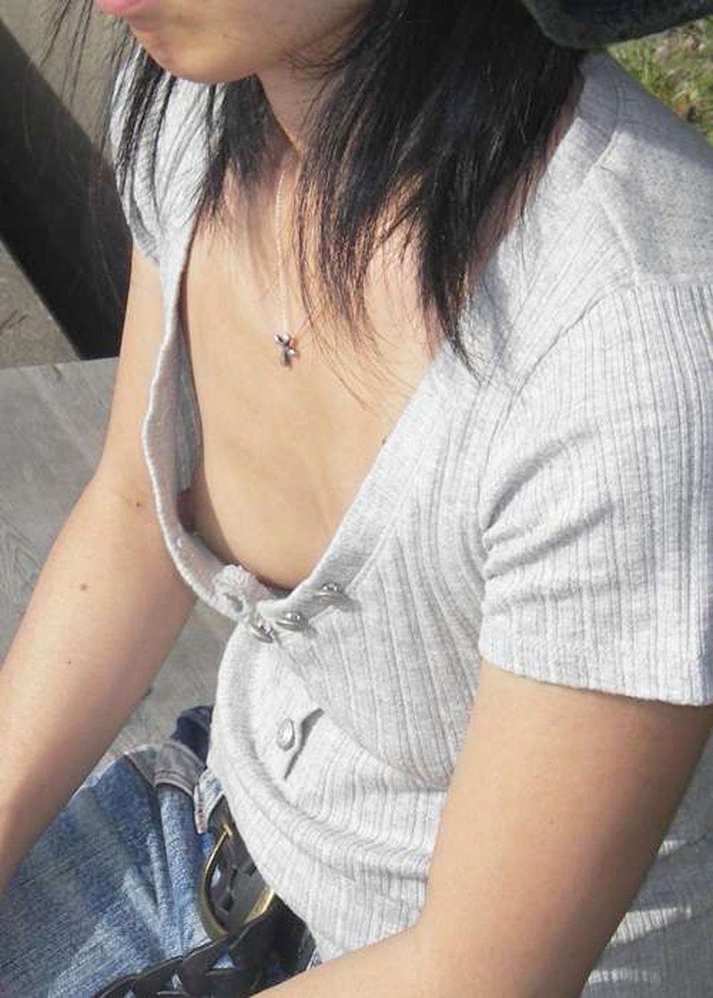 I lit my breasts in a car