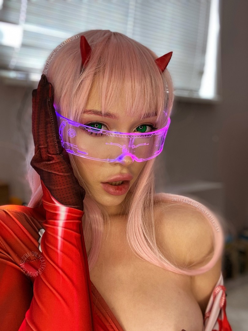 Pornogo Simoni Diamond