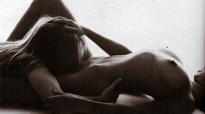 Vanessa Williams without panties