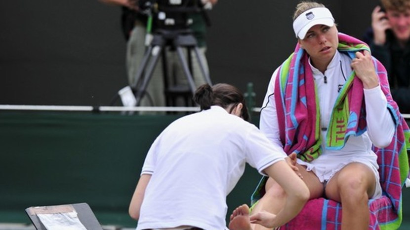 Tennis player Ashley Harklroud naked