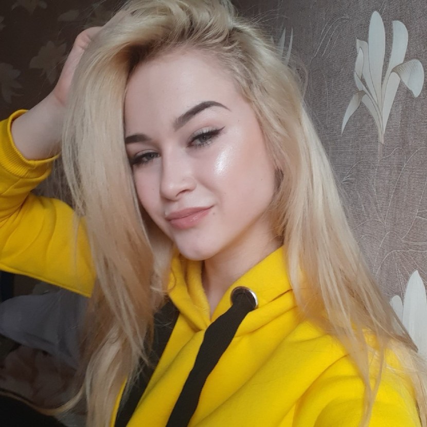 Blondlashes19 Deep sip