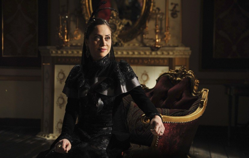 Right to the throne Abdulhamid Sultan