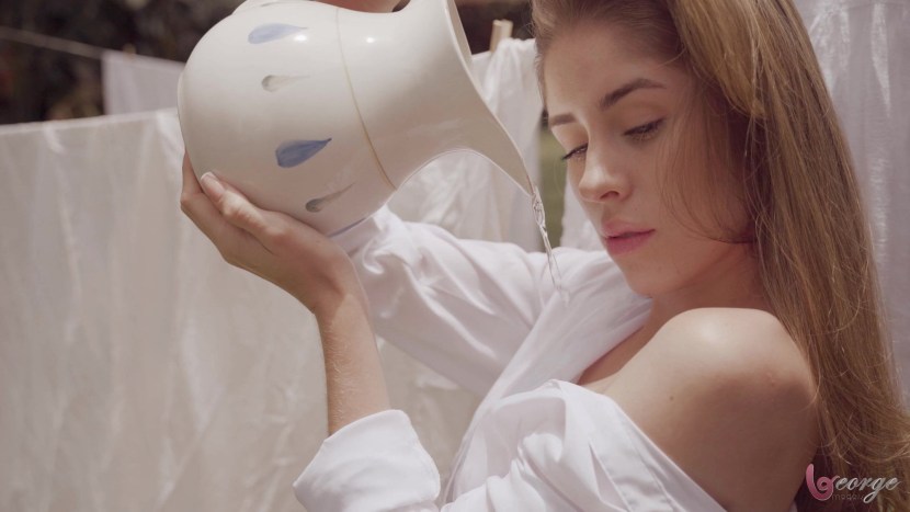 Model Heidi Pino Naked