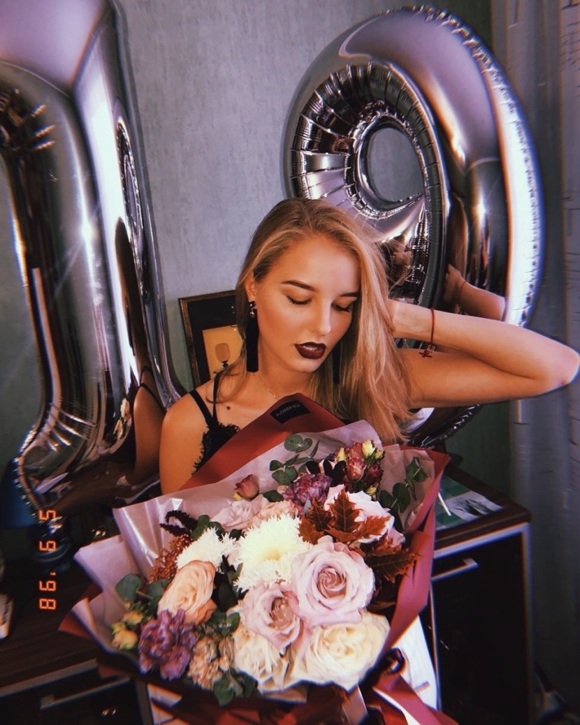 Anastasia Mordvinkova Engels drain