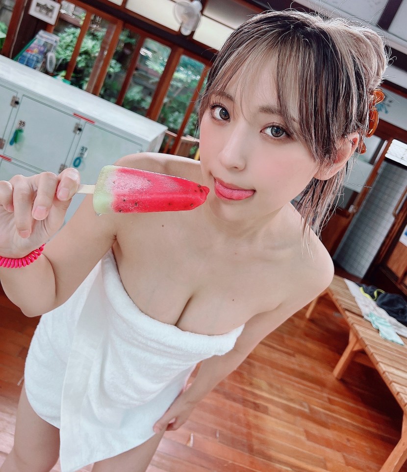 Hentai busty schoolgirls