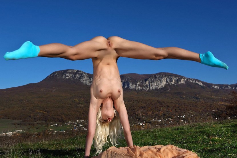 Mia Malkova Gymnast Nagaya