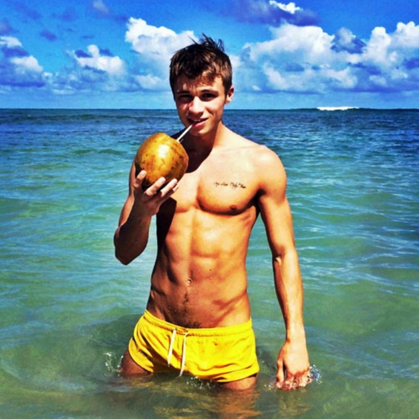 Night sky with stars and moon