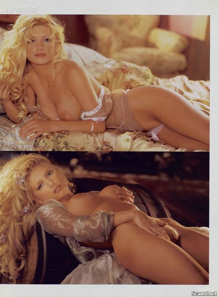 Nicole Roderick Striptease