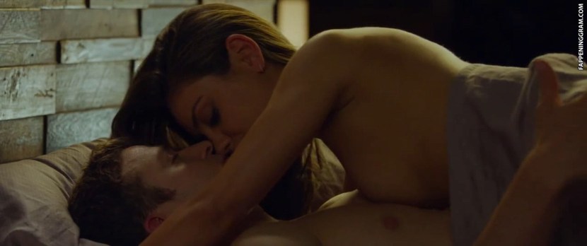 Mila Kunis is erotic