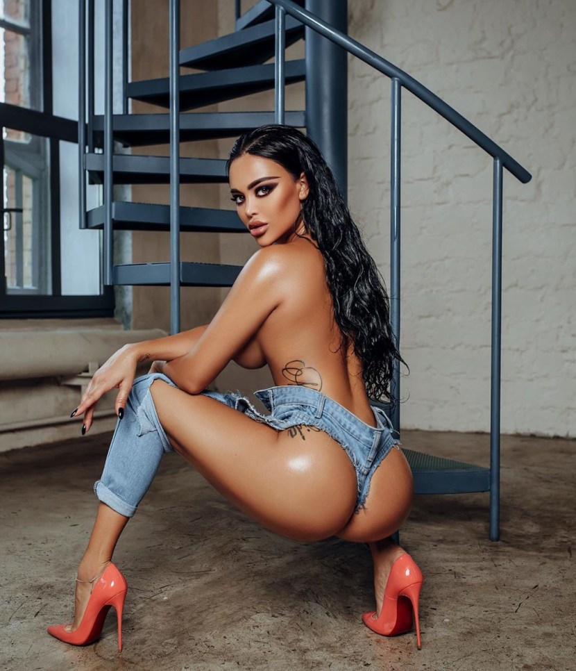 Kuzmina Nita in linen