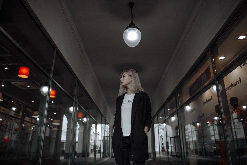 Eva Elphi photo shoot in the elevator