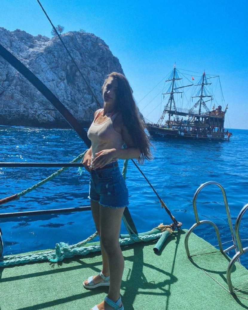 Diana Avsaragova and Liana Jodge