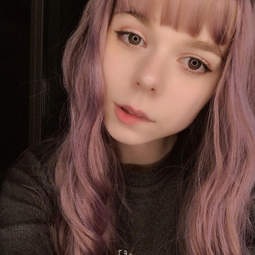 Ariana Dreams Vault asmr