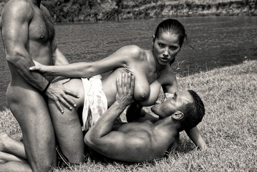 Beautiful girls Fuck in nature