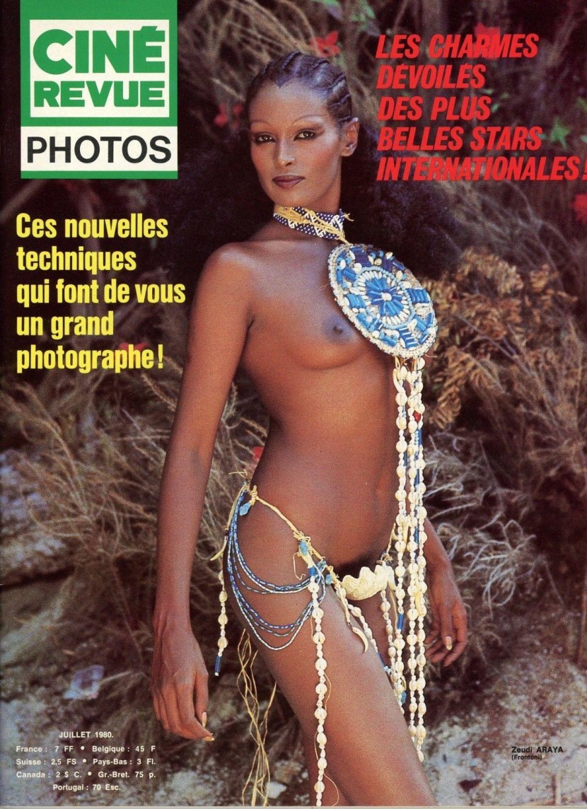 Zeudi Aray Crystaldi Nude