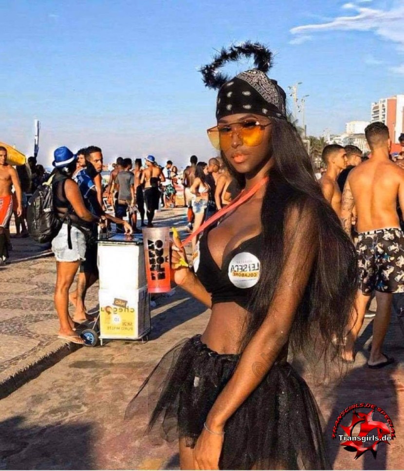 Victoria Carolino TS