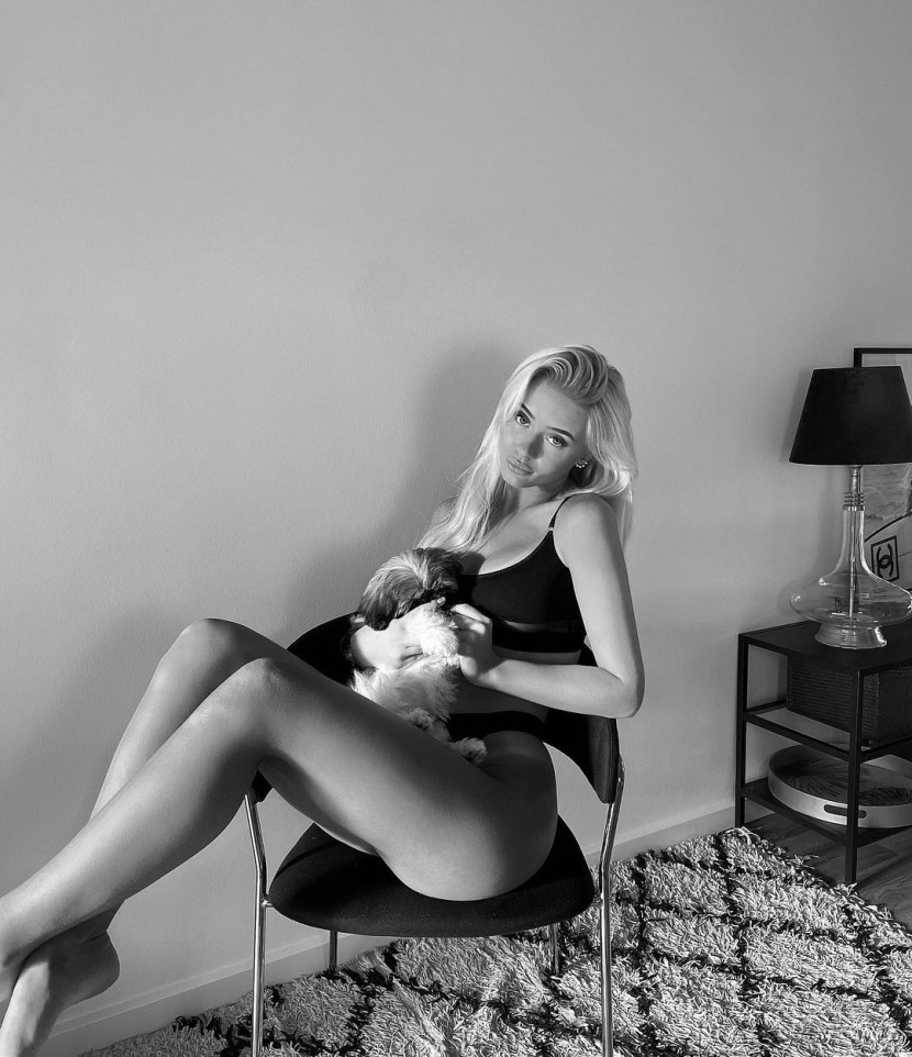 Victoria Beckham in linen