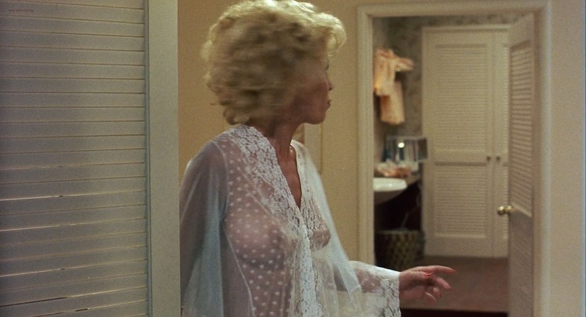 Leslie Istebruk erotic