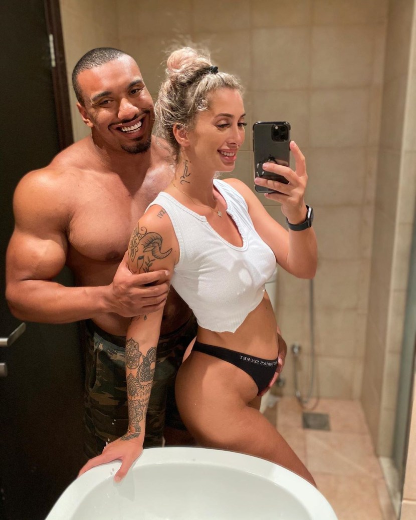 Nicole Eniston Selfy Anal