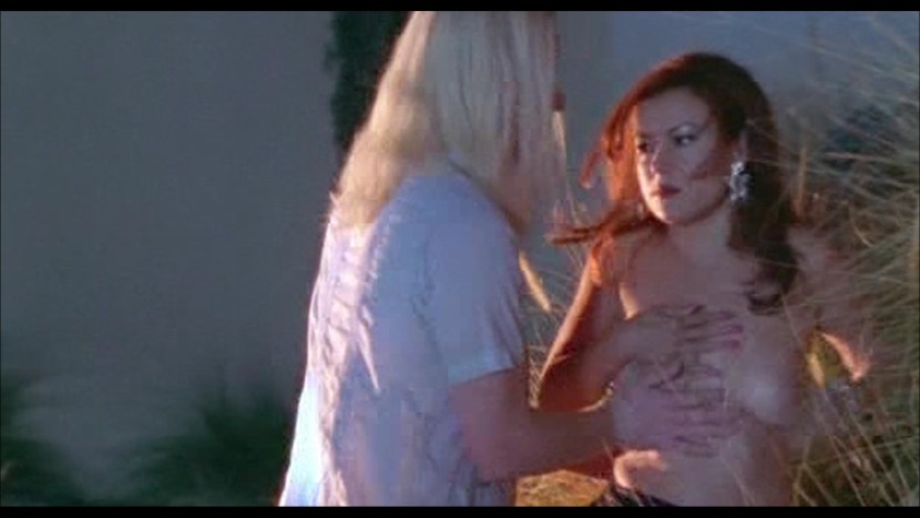 Jennifer Tilly Tits
