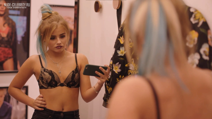 Diana Pozharskaya in underwear Hotel Eleon