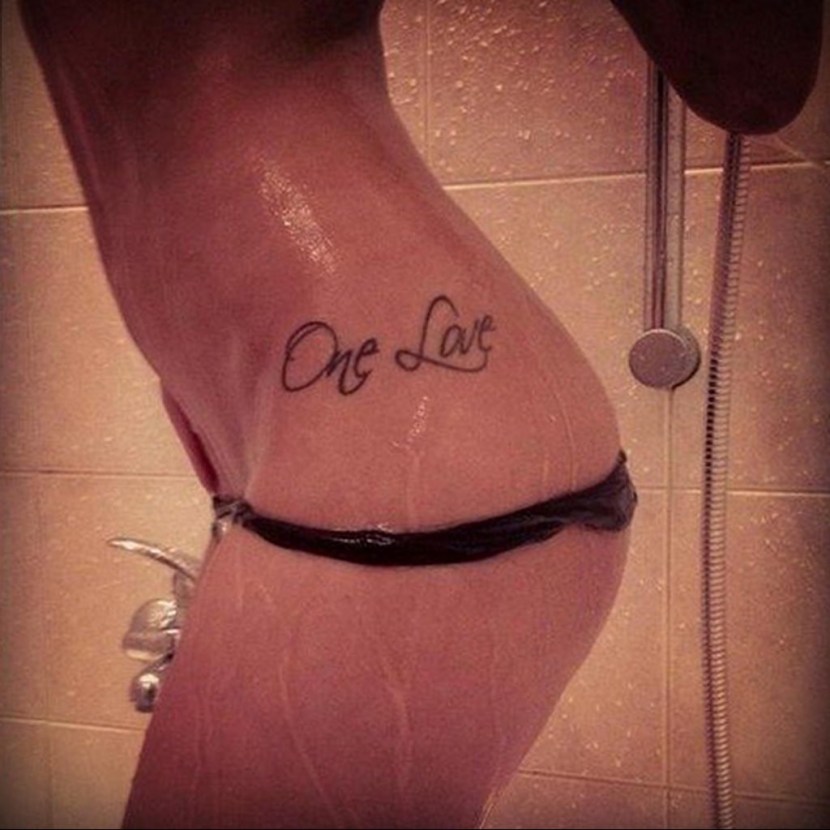 Correspondence of a guy and girls