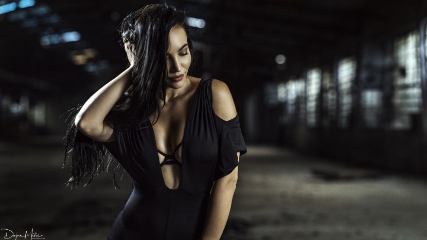 The tutor is the inscription