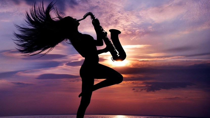 Girl with a saxophone