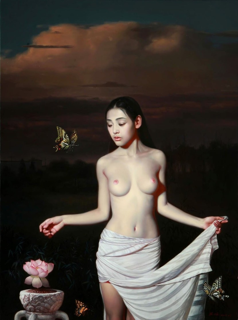 Actress Liu Ifay is absolutely naked