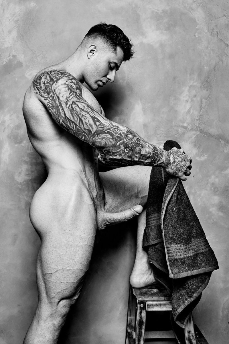 Maximilian Barmin Maximilian Barmin Naked