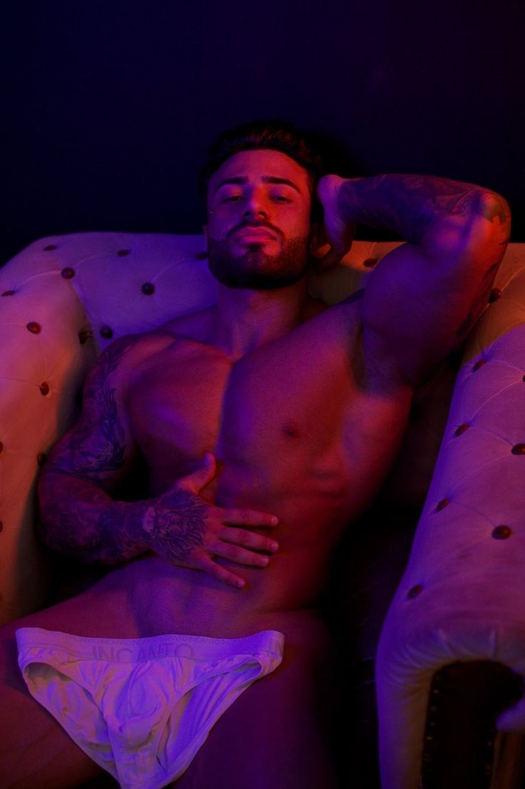 Maximilian Barmin Maximilian Barmin Naked