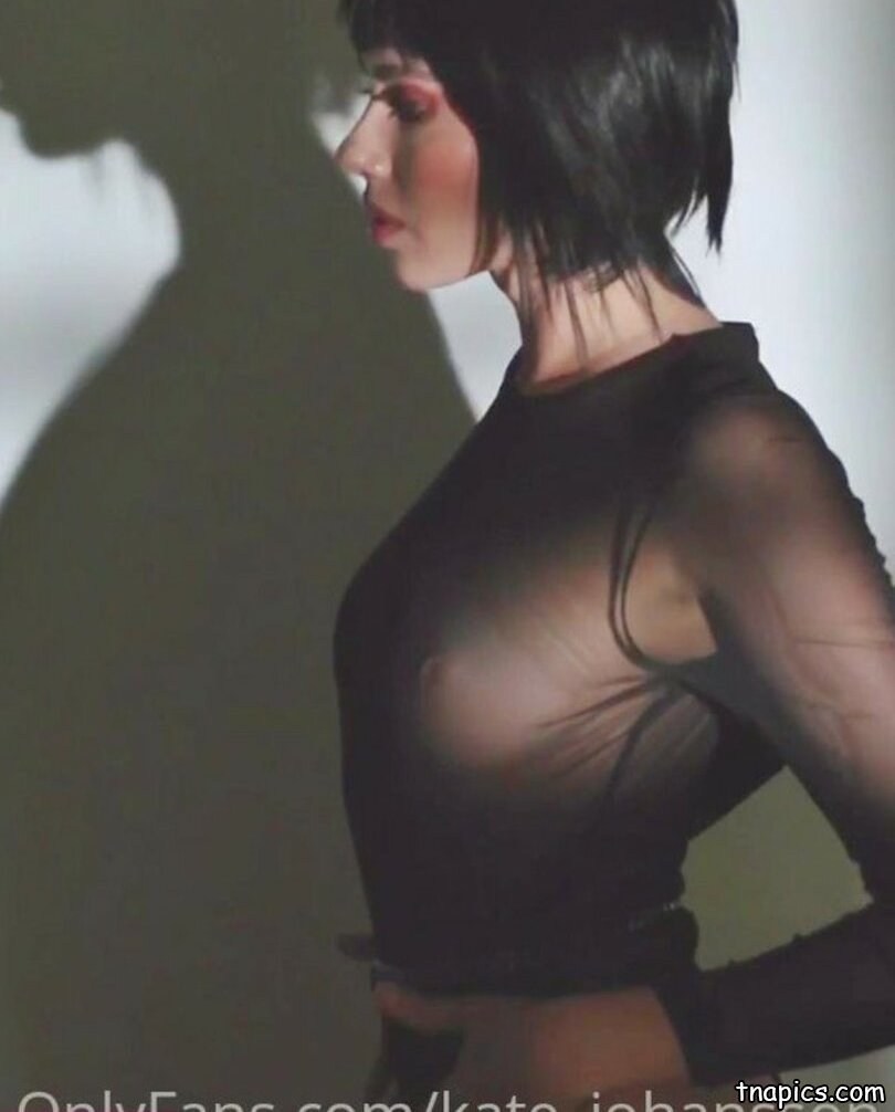 Scarlett Johansson with a member