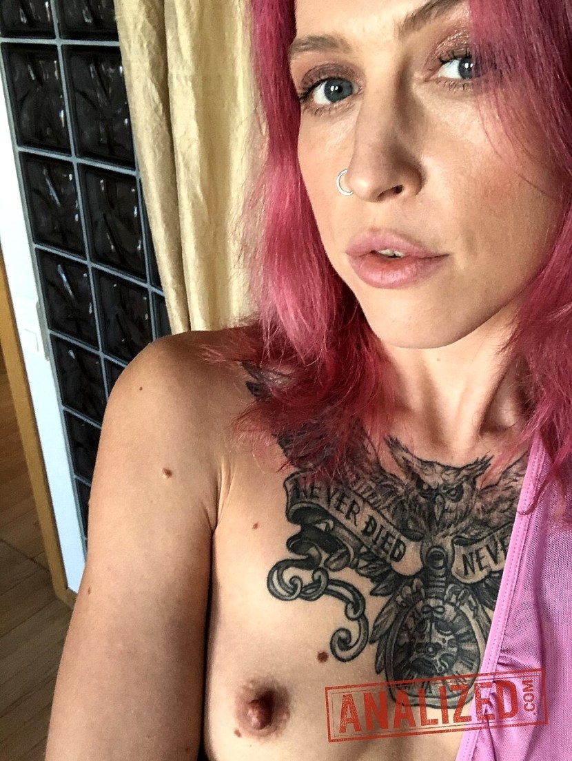 Naked adult women with pale skin