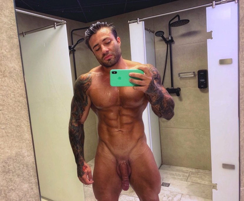 Maximilian Barmin Maximilian Barmin Naked