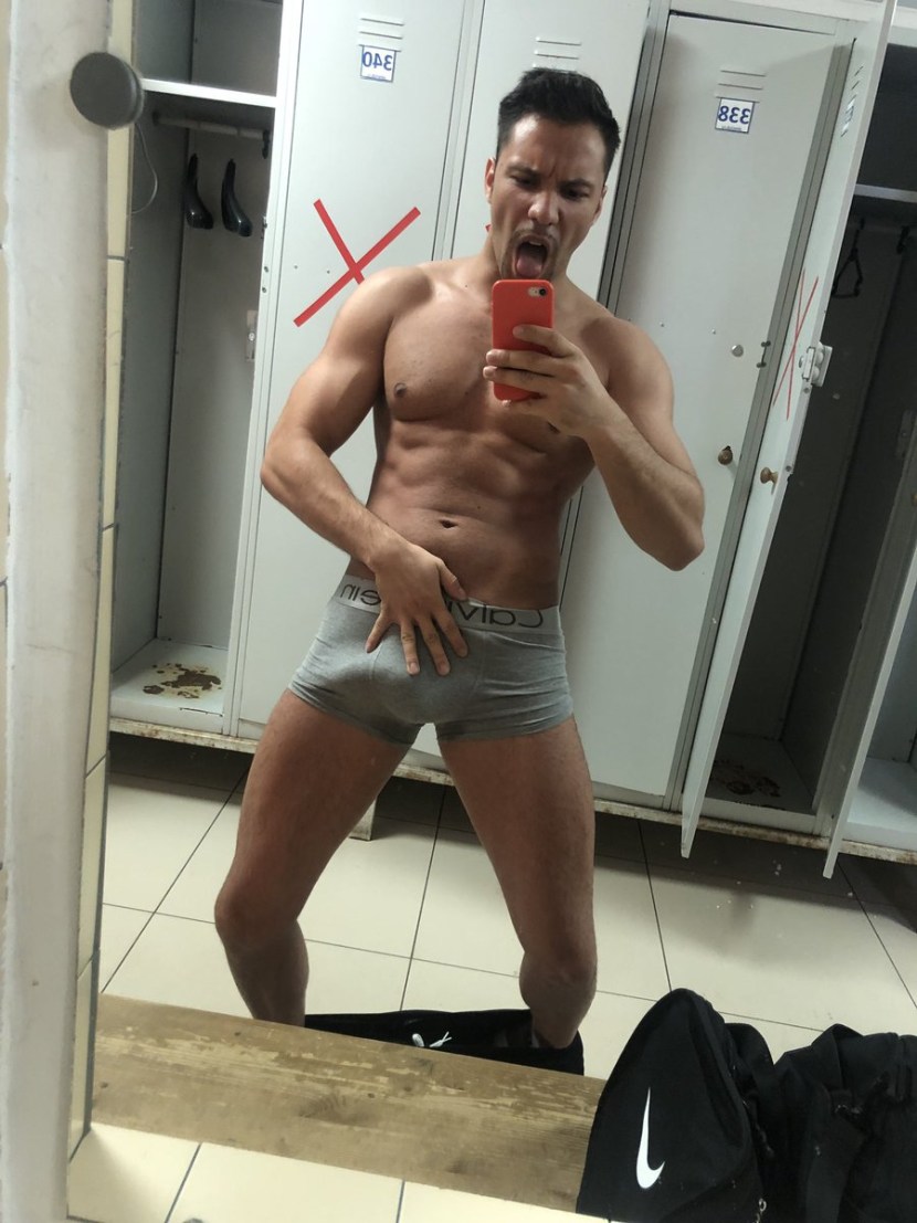 Billy Horington drinks beer