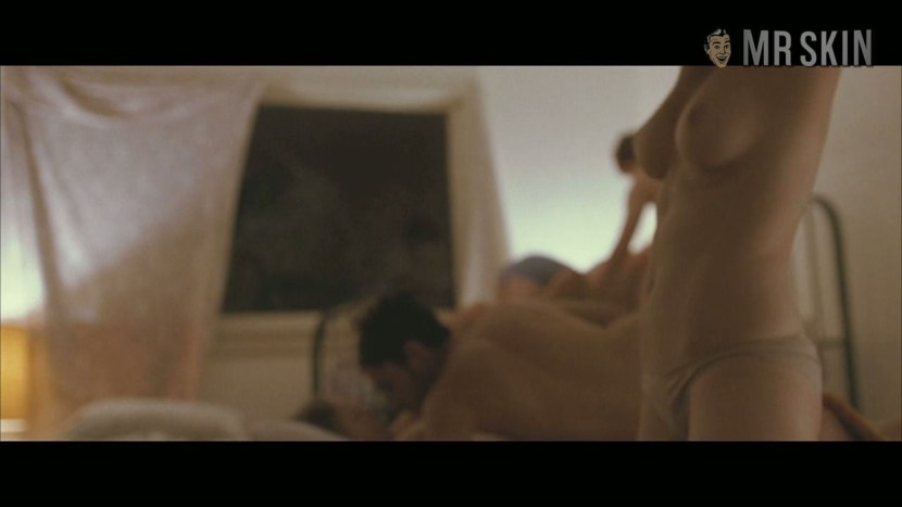 Elizabeth Olsen Nudenka