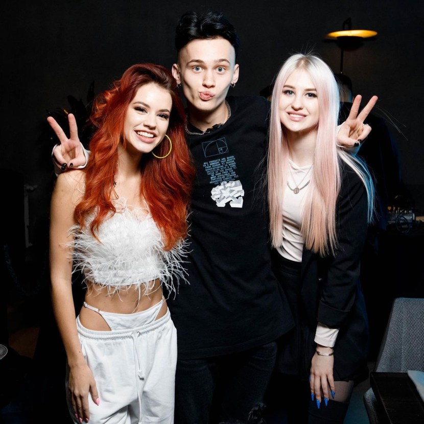 Very naked Olya Shelby