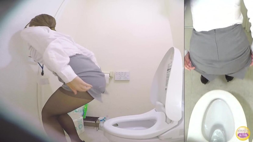 Naked women with a hidden camera