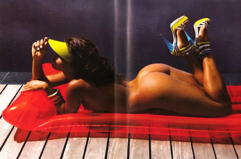 Naughty Tgirls Julia Alves and Nataly Susa Share a Machine - 16 Pics Xhamster