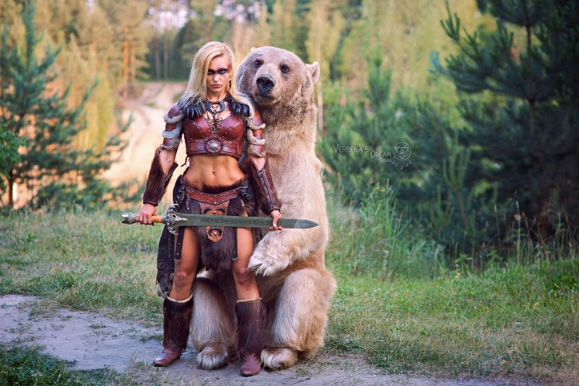 Form of cyclists of the Columbia team