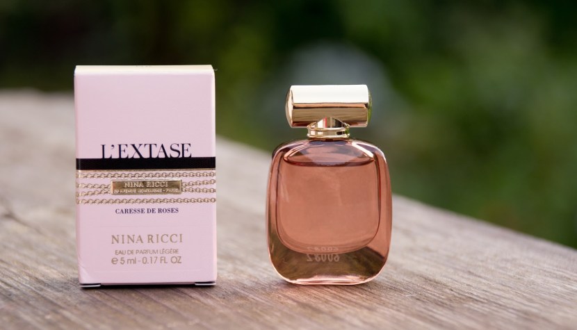 L'Extase Caresse de Roses Nina Ricci for Women