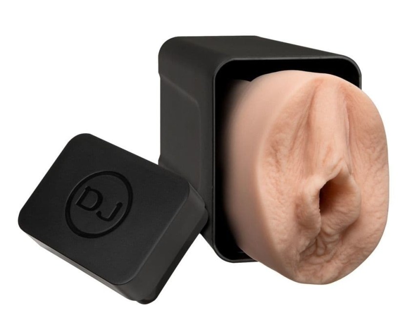 Masturbator vagina and member