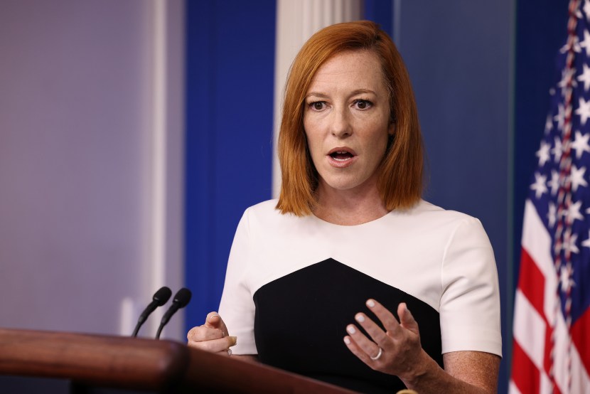 Jennifer Psaki under a skirt
