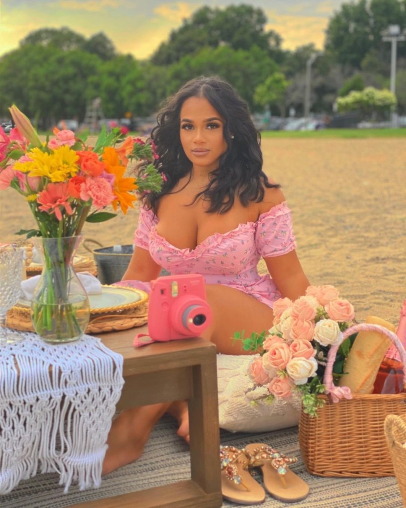 Kristiana Reina is hot