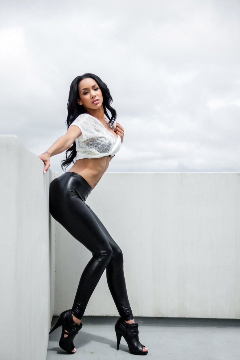 Yineth Medina is hot