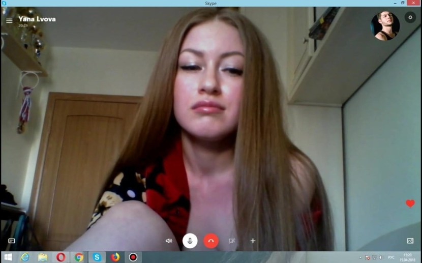 Divorce of girls on Skype